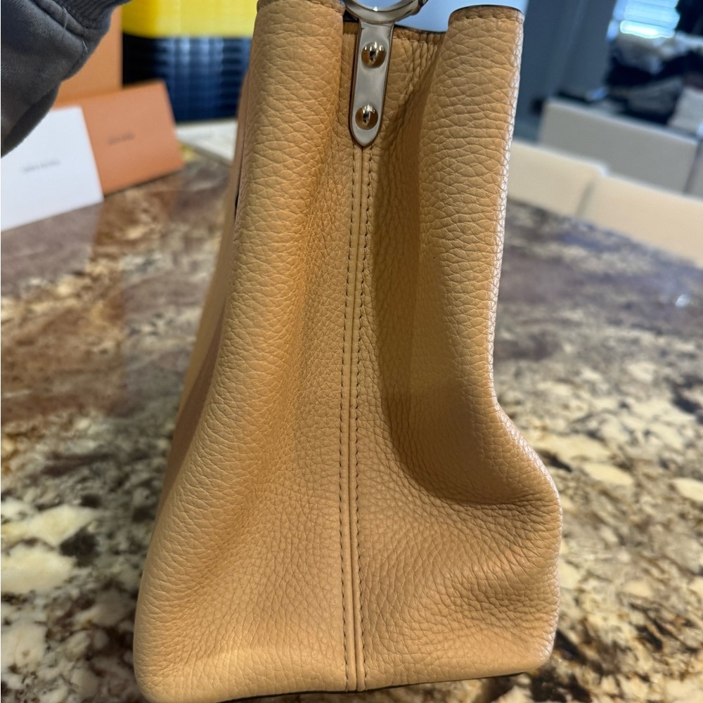 Louis Vuitton Capucines MM in Beige - Picture 12 of 15